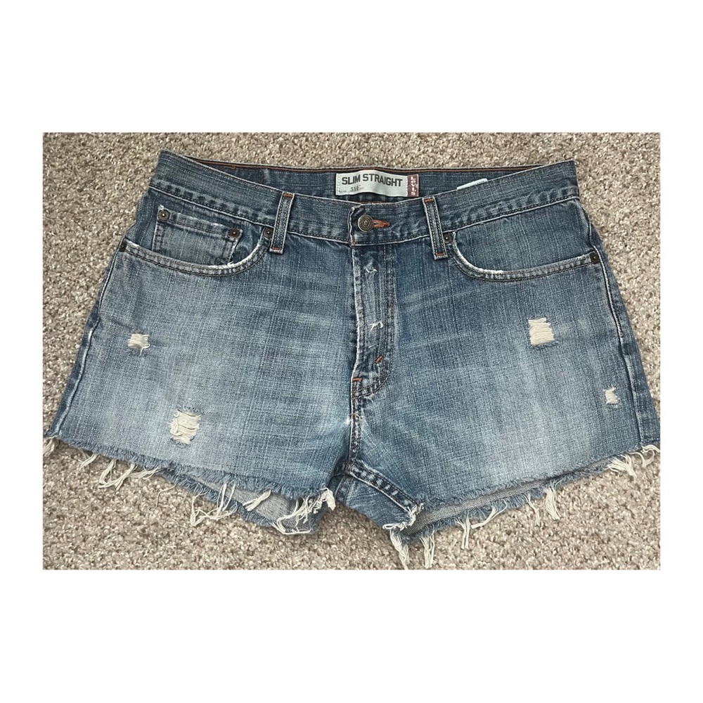 LEVI’S | Denim Cutoff Upcycled Shorts